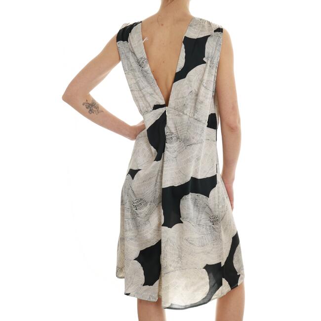 ABITO INDIA ANONYME - Mad Fashion | img vers.650x/